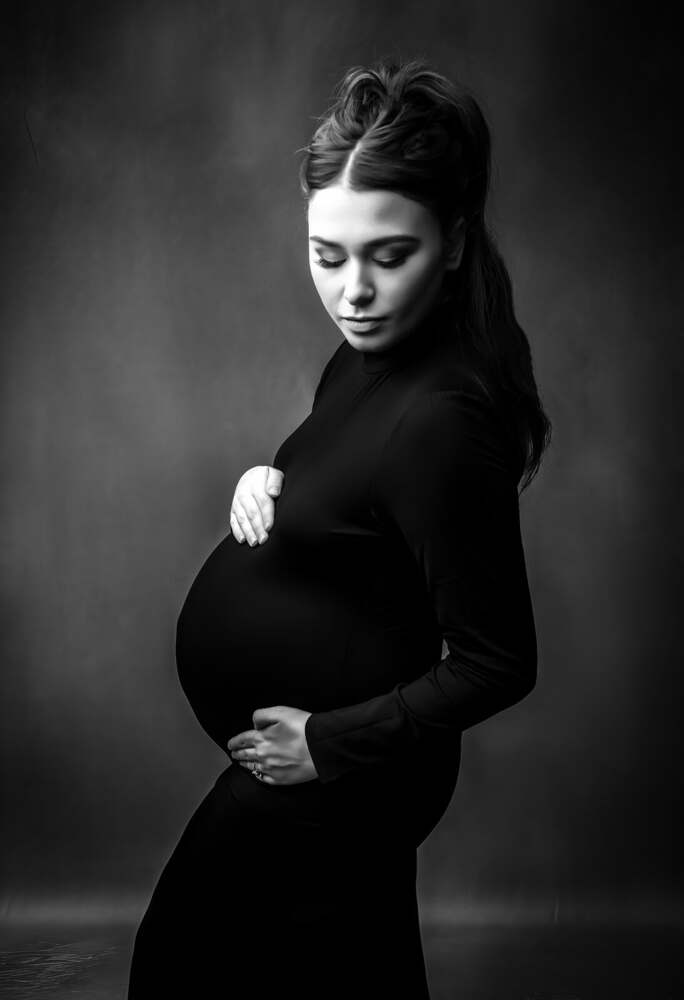 Maternity photography by Grace Portrait Studios, Douglasville GA