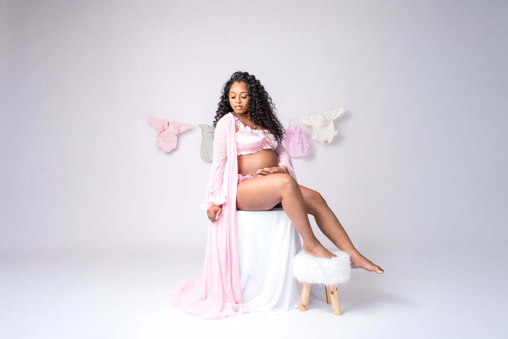 Maternity photography by Grace Portrait Studios, Douglasville GA
